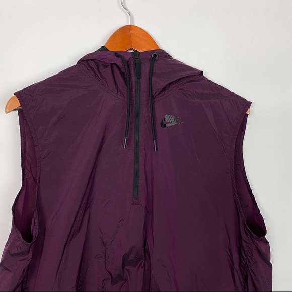 Nike Tech Hypermesh Packable Hooded Vest Jacket - Picture 6 of 11